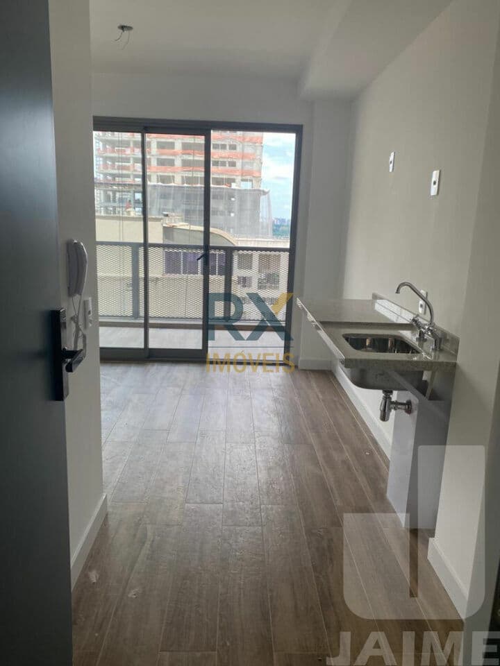 Apartamento de 1 dormitório na R Artur de Azevedo — Cerqueira César, São Paulo