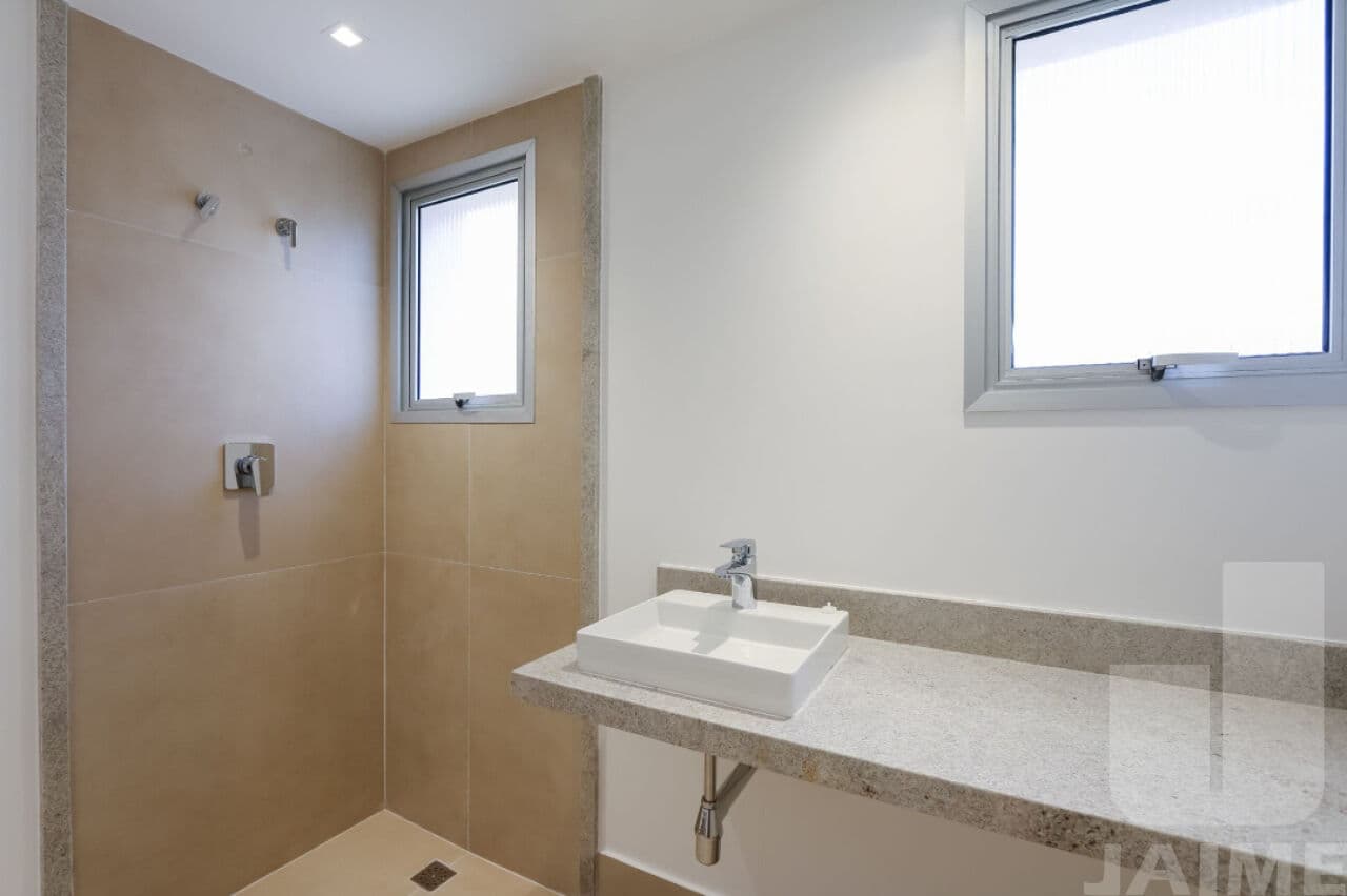 Apartamento de 3 dormitórios na R Barão do Triunfo — Brooklin Paulista, São Paulo - foto 2