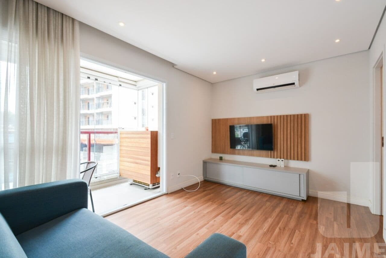 Apartamento de 2 dormitórios na R Eugênio de Medeiros — Pinheiros, São Paulo