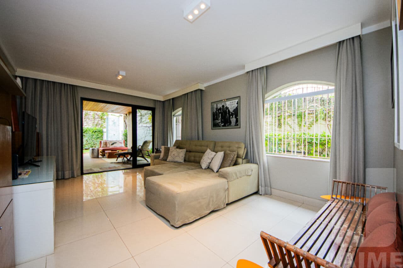 Casa de 4 dormitórios na R JOÃO MOURA — Pinheiros, São Paulo - foto 3