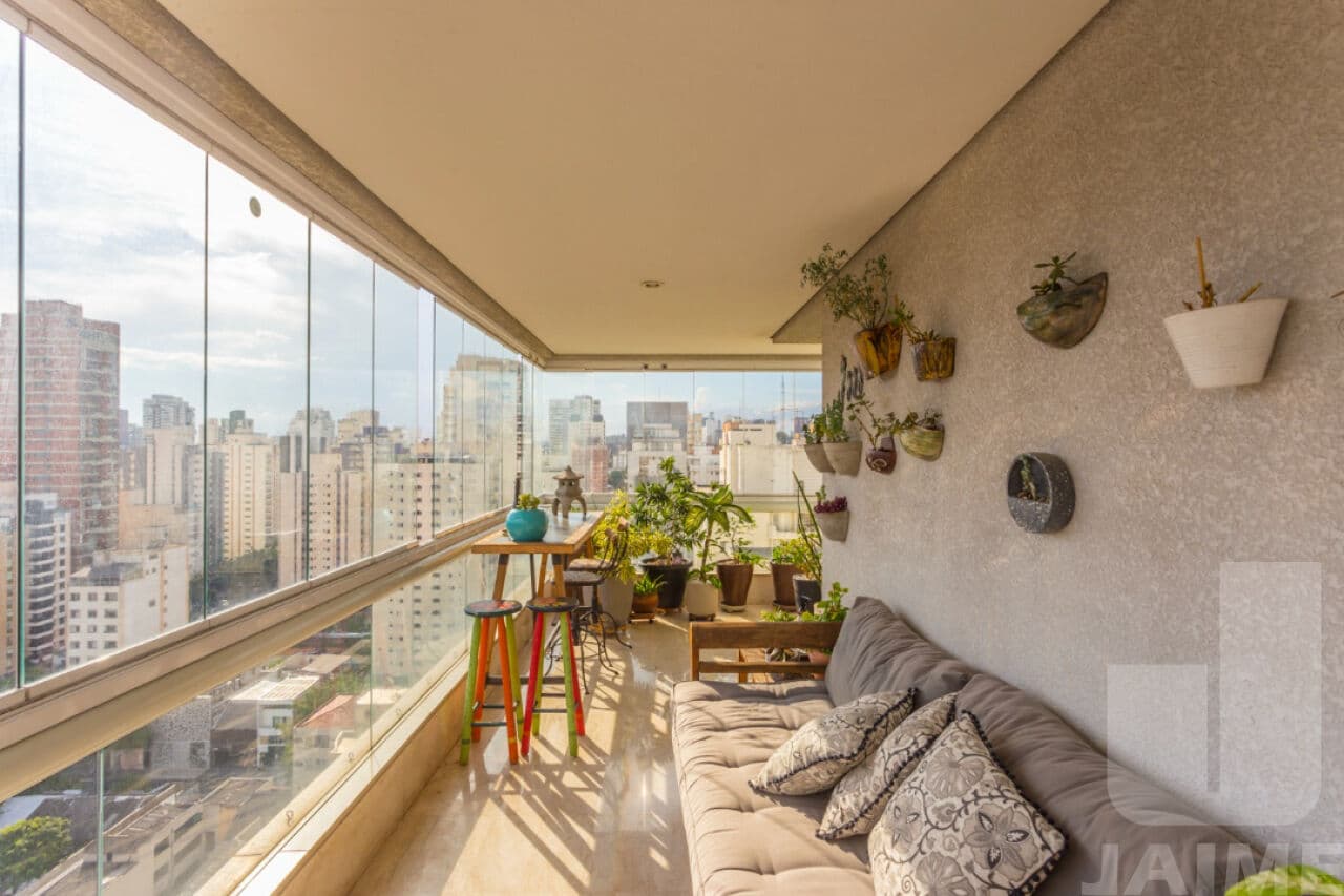 Apartamento de 4 dormitórios na R Doutor Virgílio de Carvalho Pinto — Pinheiros, São Paulo - foto 3