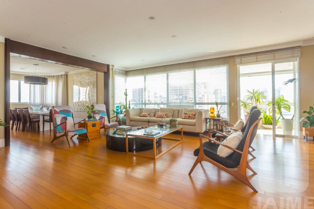 Apartamento de 4 dormitórios na R Doutor Virgílio de Carvalho Pinto — Pinheiros, São Paulo - foto 4