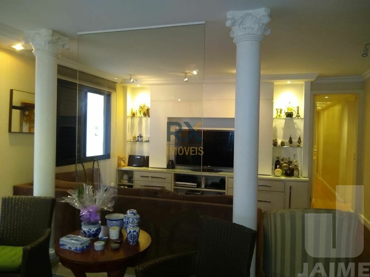 Apartamento de 3 dormitórios na R CÔNEGO EUGÊNIO LEITE — Pinheiros, São Paulo