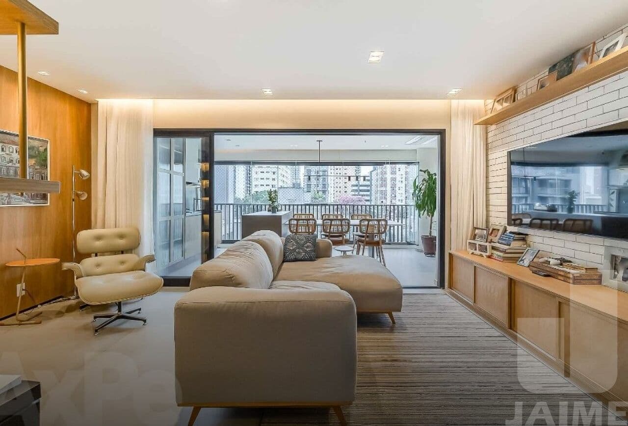 Apartamento de 3 dormitórios na R Cayowaá — Perdizes, São Paulo