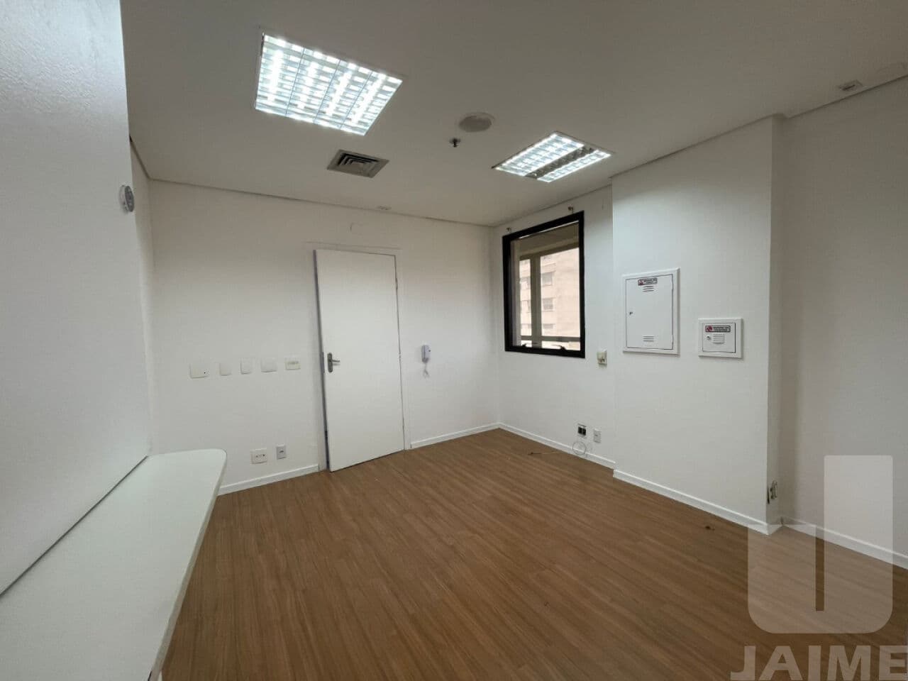 Comercial na R DOUTOR ALBUQUERQUE LINS — Higienópolis, São Paulo - foto 3