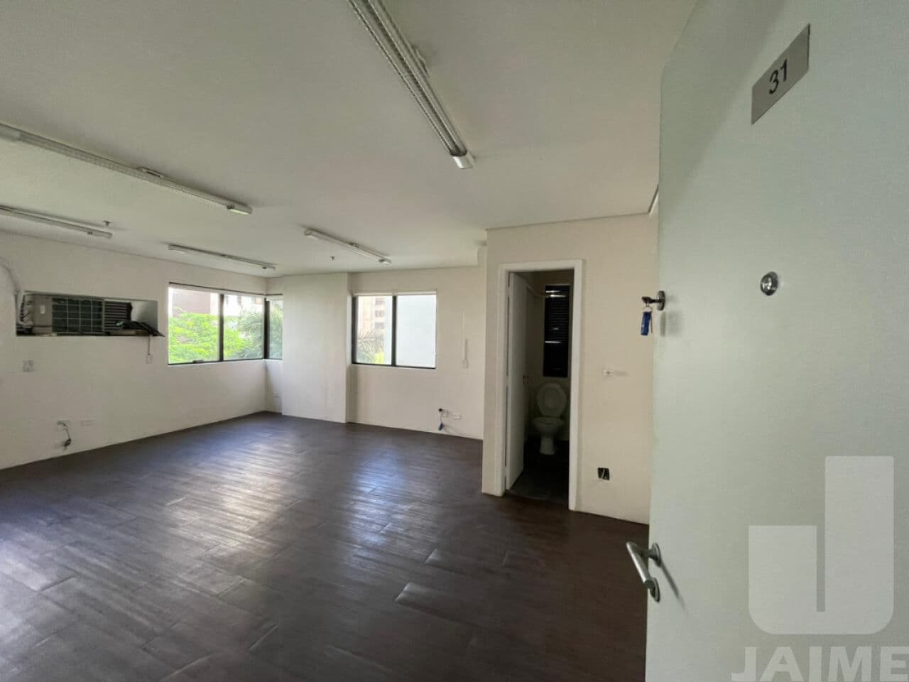 Comercial na R SÃO VICENTE DE PAULA — Santa Cecília, São Paulo