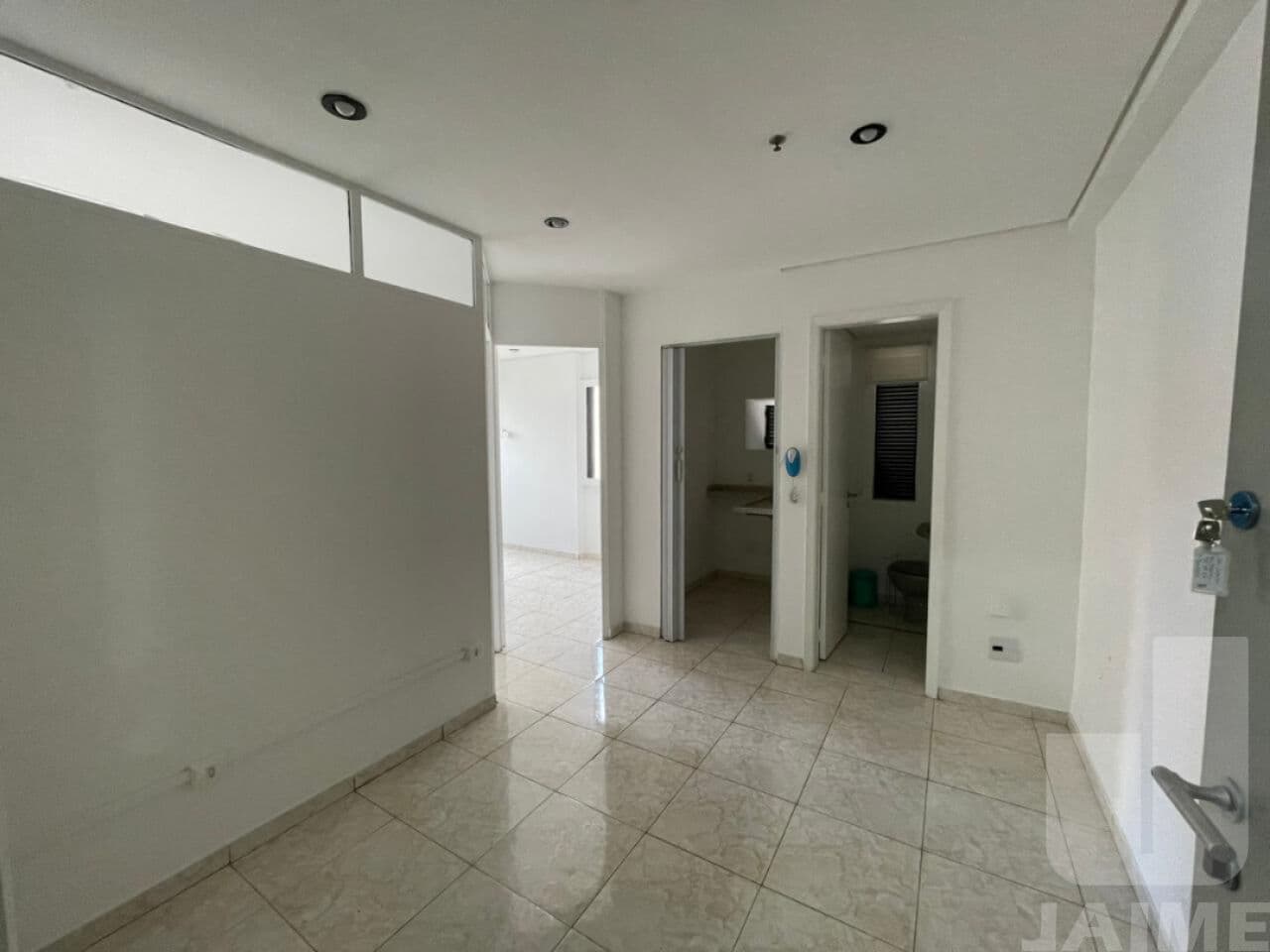 Comercial em Santa Cecília