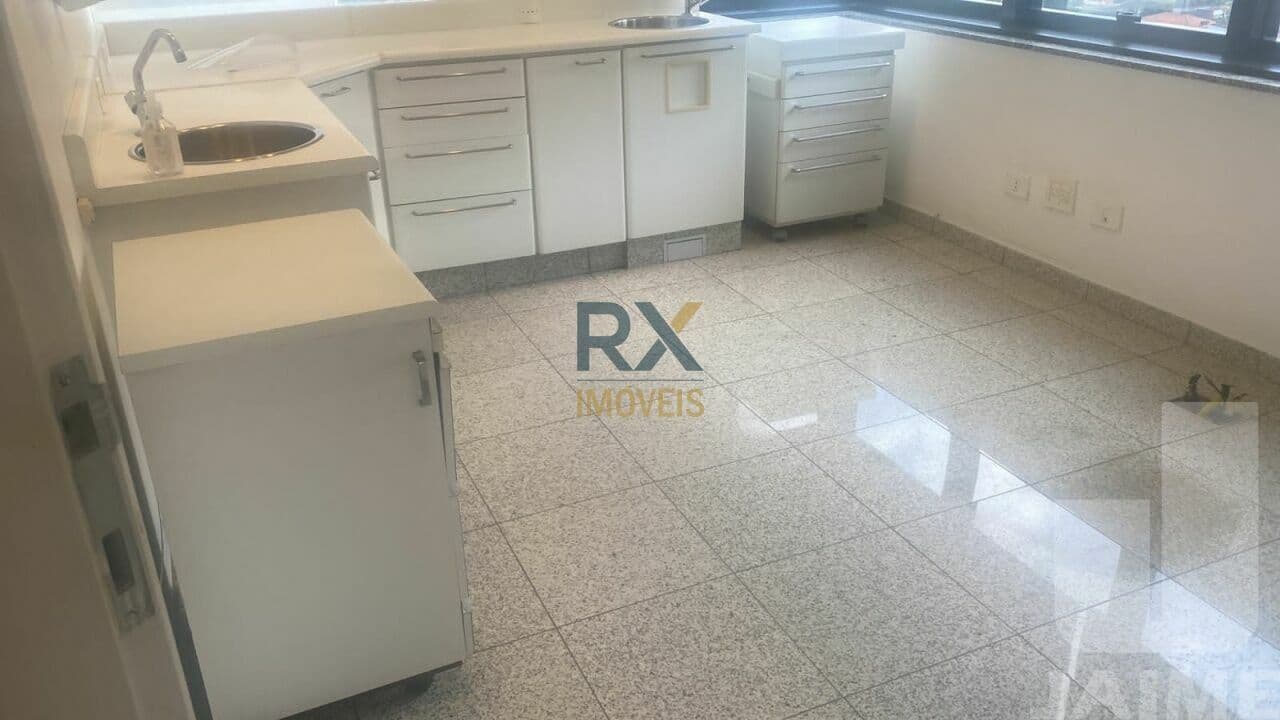 Comercial na R Doutor Alceu de Campos Rodrigues — Vila Nova Conceição, São Paulo - foto 2