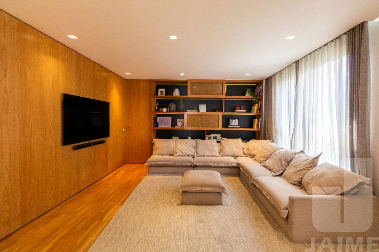 Apartamento de 4 dormitórios na R São Vicente de Paula — Santa Cecília, São Paulo - foto 3