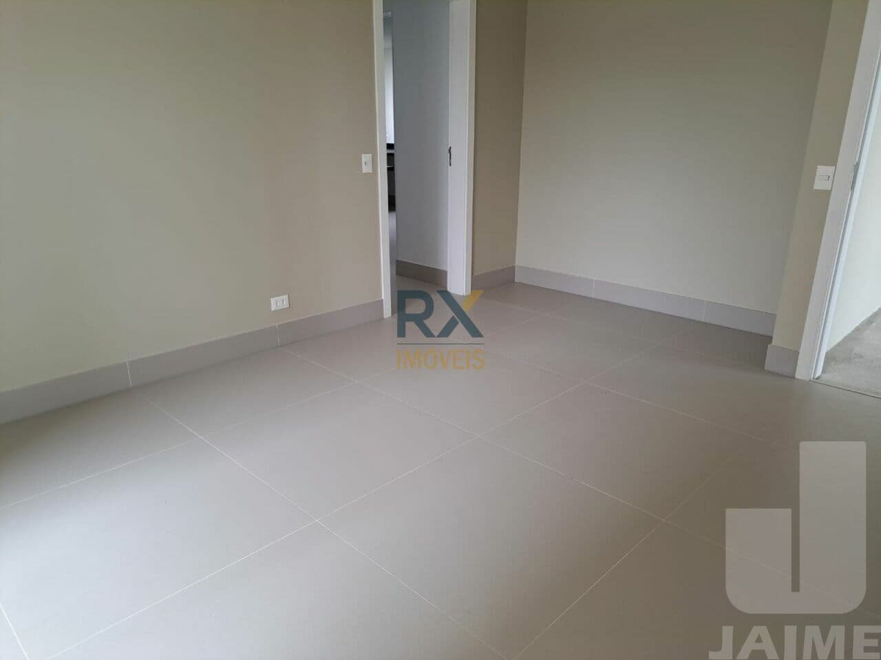 Apartamento de 4 dormitórios na R Alagoas — Higienópolis, São Paulo