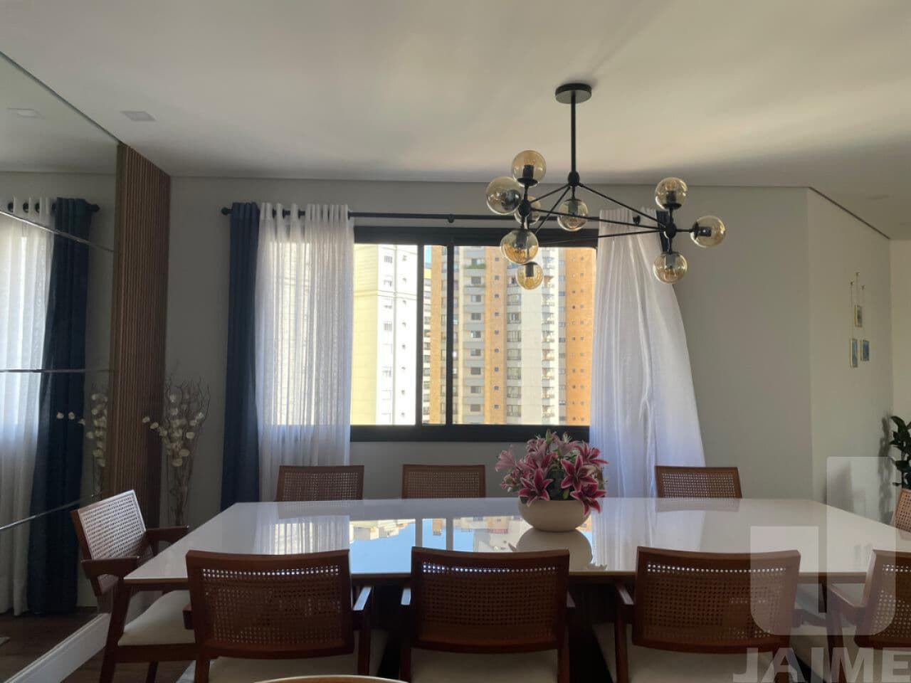 Apartamento de 3 dormitórios na R APINAJÉS — Perdizes, São Paulo
