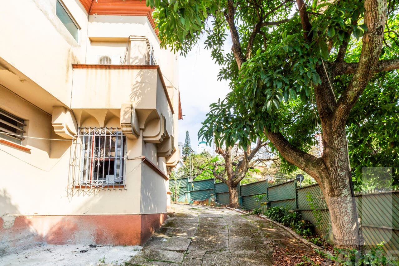 Casa de 4 dormitórios na R Itaquera — Pacaembu, São Paulo - foto 5