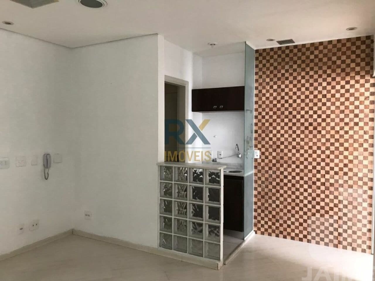 Comercial na R DOUTOR ALBUQUERQUE LINS — Higienópolis, São Paulo - foto 2