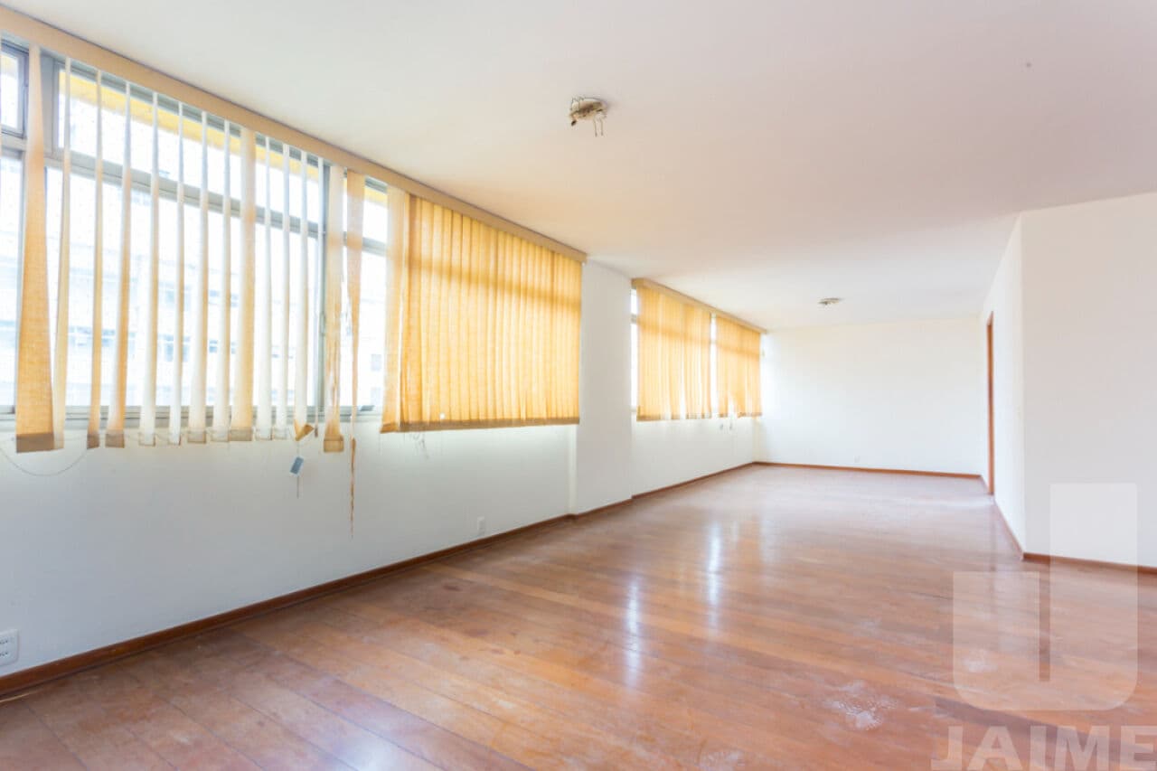 Apartamento de 4 dormitórios na R EMÍLIO DE MENEZES — Higienópolis, São Paulo - foto 1