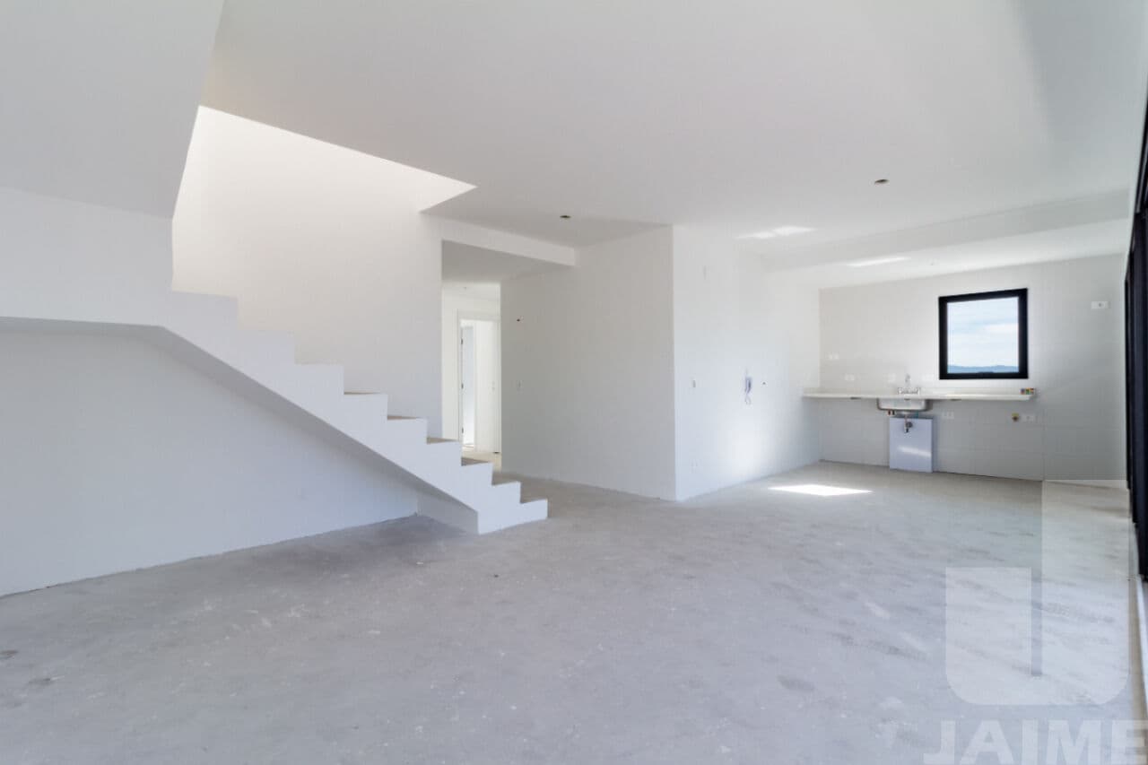 Apartamento de 3 dormitórios na R Minerva — Perdizes, São Paulo
