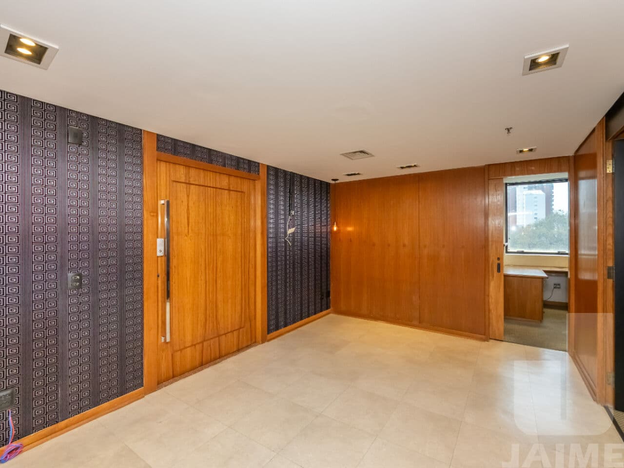 Comercial na R CAÇAPAVA — Jardim Paulista, São Paulo