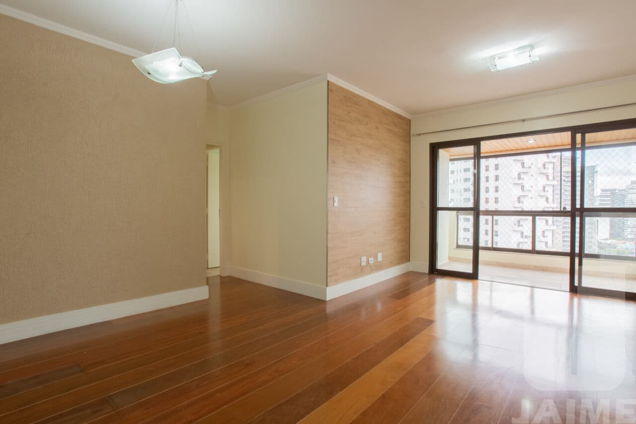 Apartamento de 3 dormitórios na R BUENO BRANDÃO — Vila Nova Conceição, São Paulo - foto 2