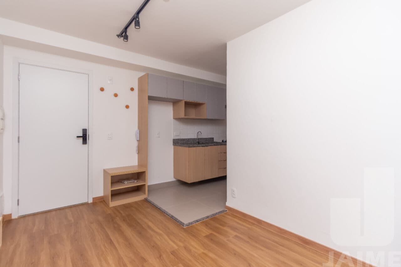 Apartamento de 2 dormitórios na R Airosa Galvão — Água Branca, São Paulo - foto 2