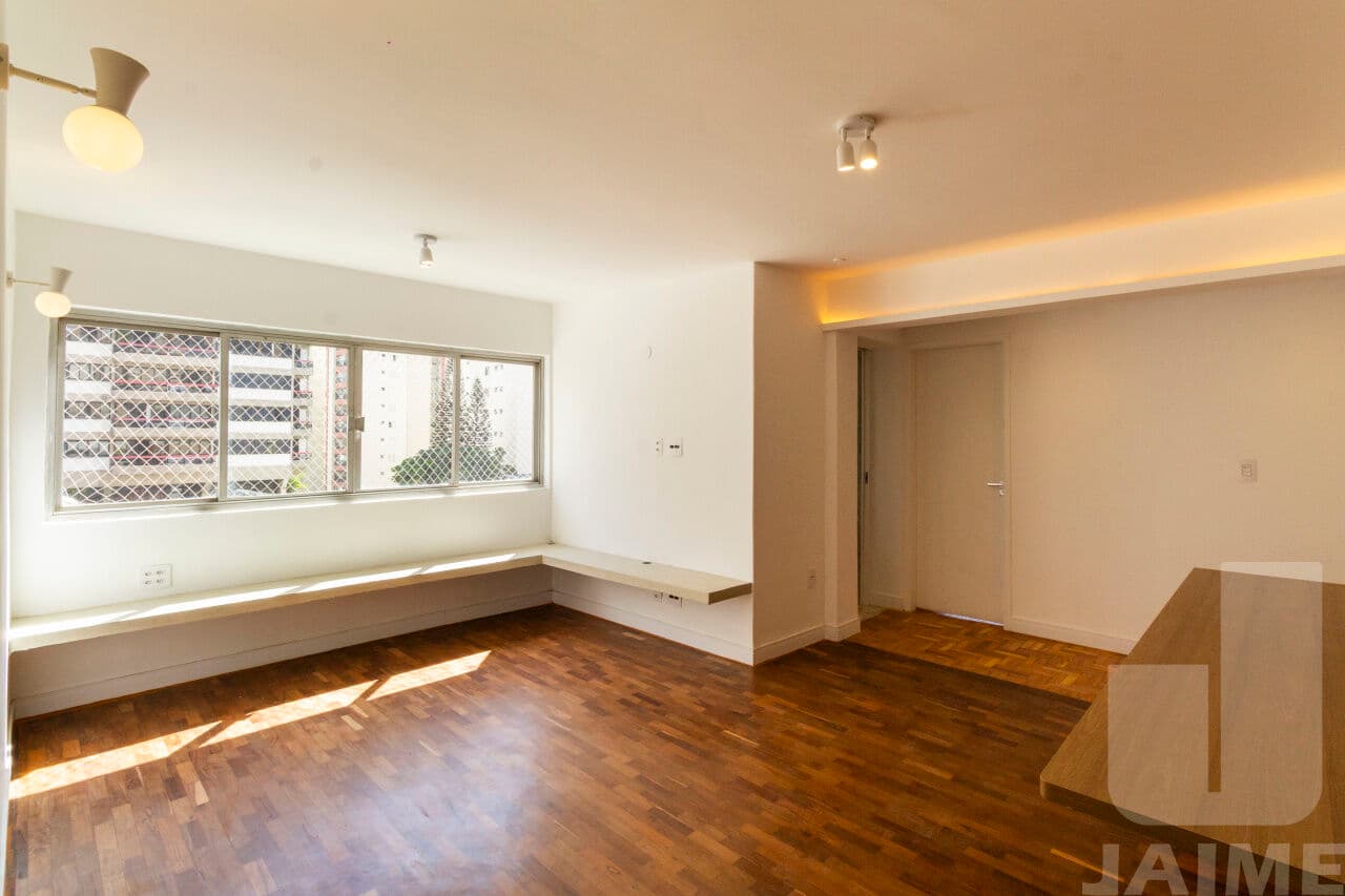 Apartamento de 2 dormitórios na R DIANA — Perdizes, São Paulo