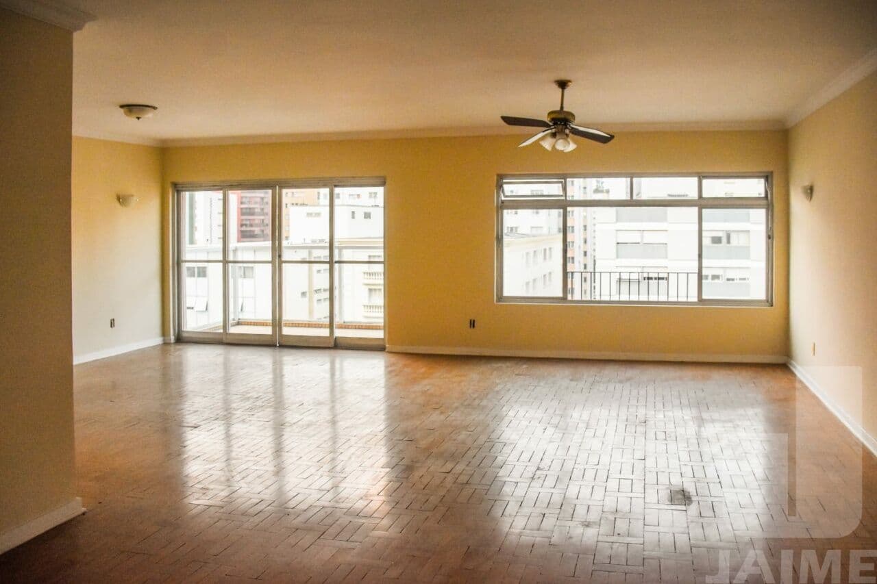 Apartamento de 3 dormitórios na R DOUTOR RENATO PAES DE BARROS — Itaim Bibi, São Paulo - foto 2