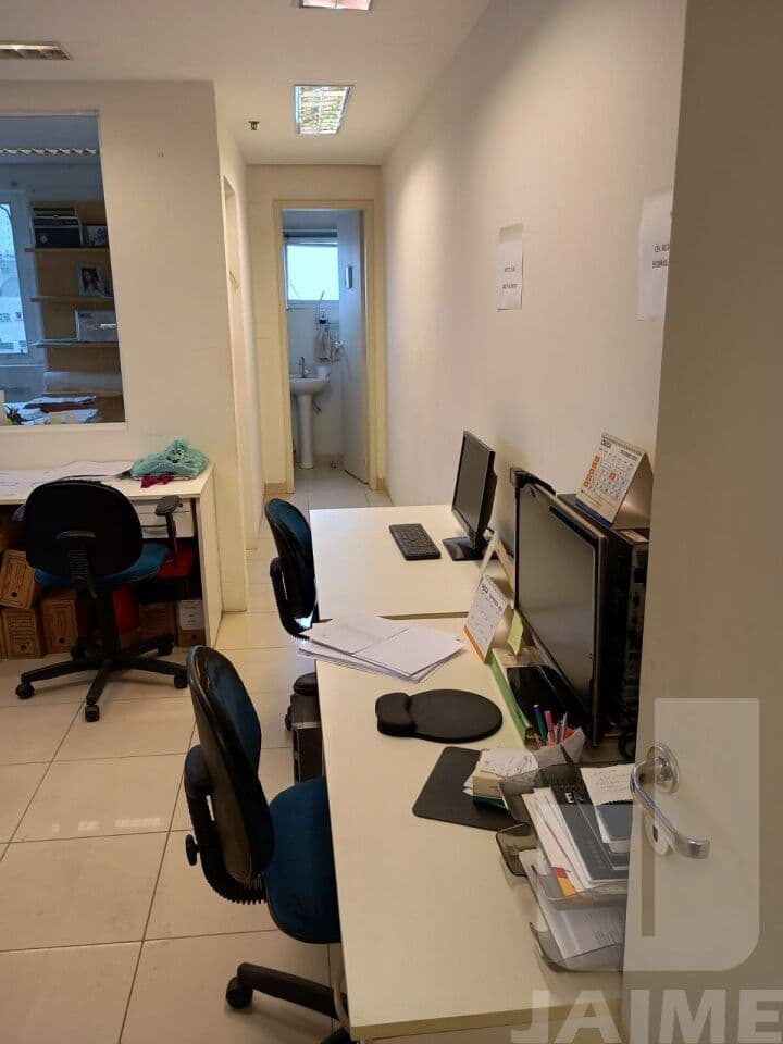 Comercial na R DOUTOR ALBUQUERQUE LINS — Higienópolis, São Paulo - foto 3