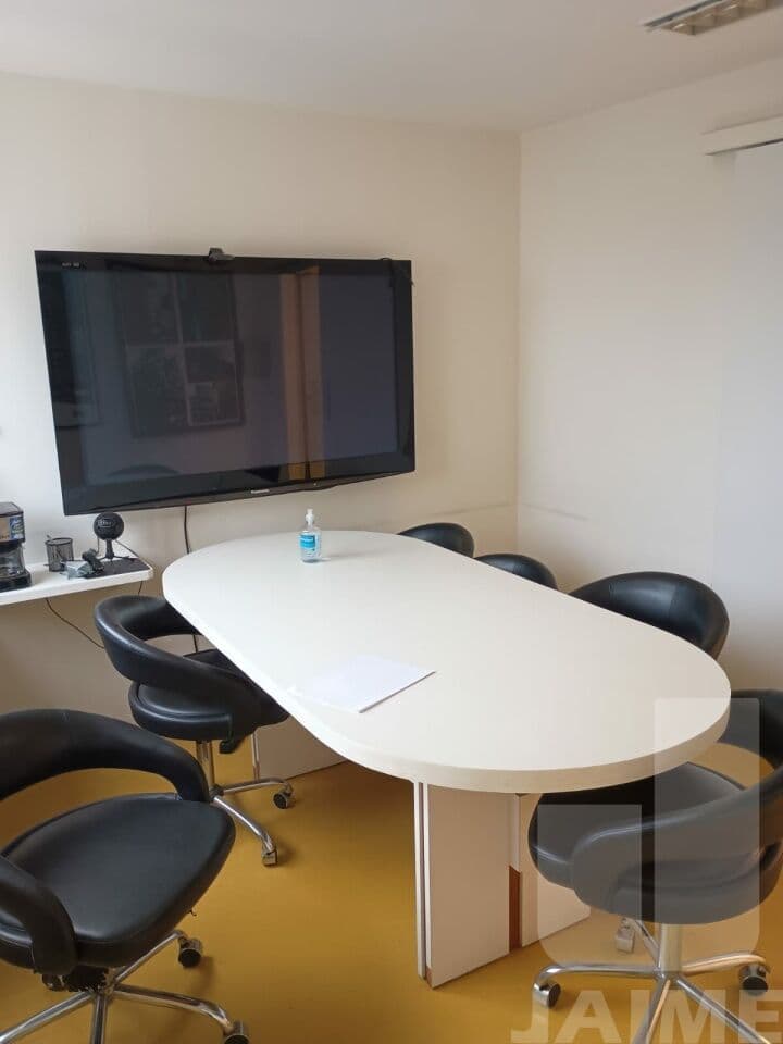 Comercial na R DOUTOR ALBUQUERQUE LINS — Higienópolis, São Paulo - foto 2