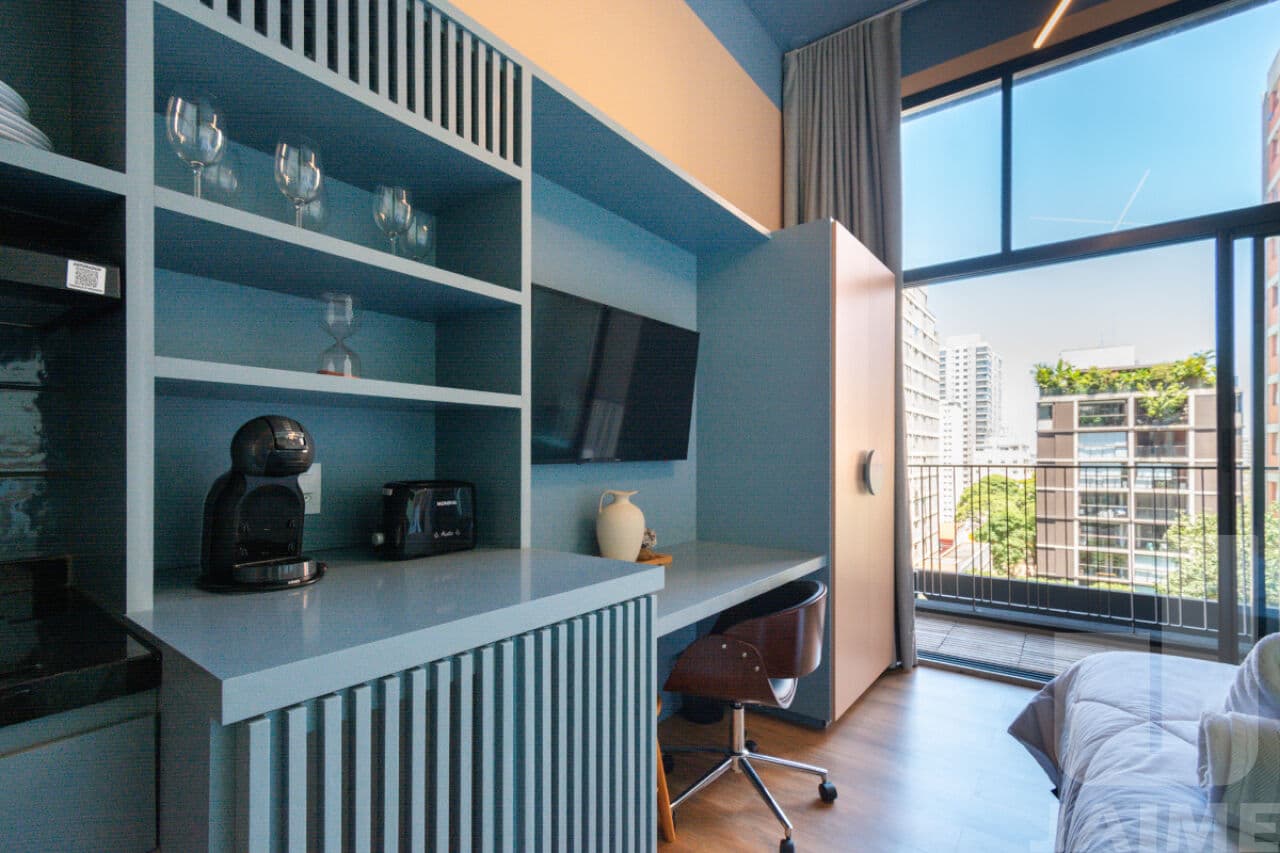 Apartamento de 1 dormitório na R Oscar Freire — Pinheiros, São Paulo
