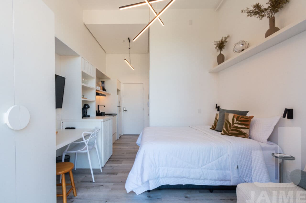 Apartamento de 1 dormitório na R Oscar Freire — Pinheiros, São Paulo