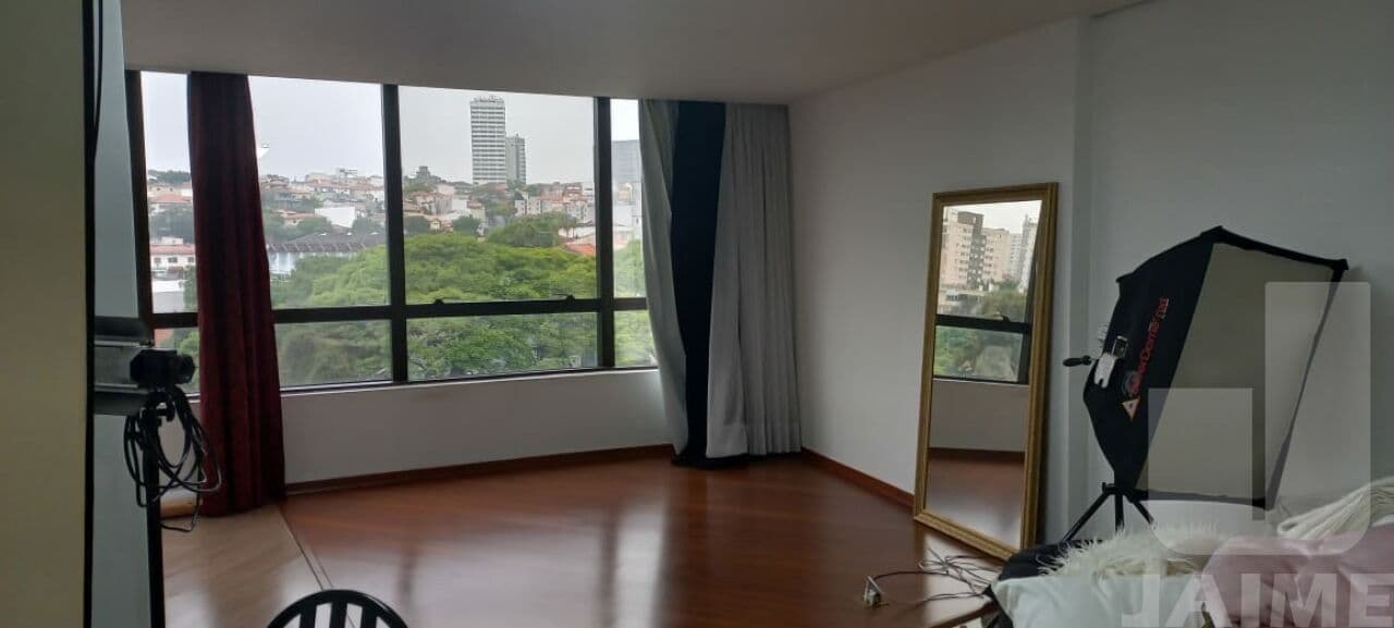 Comercial em Parada Inglesa