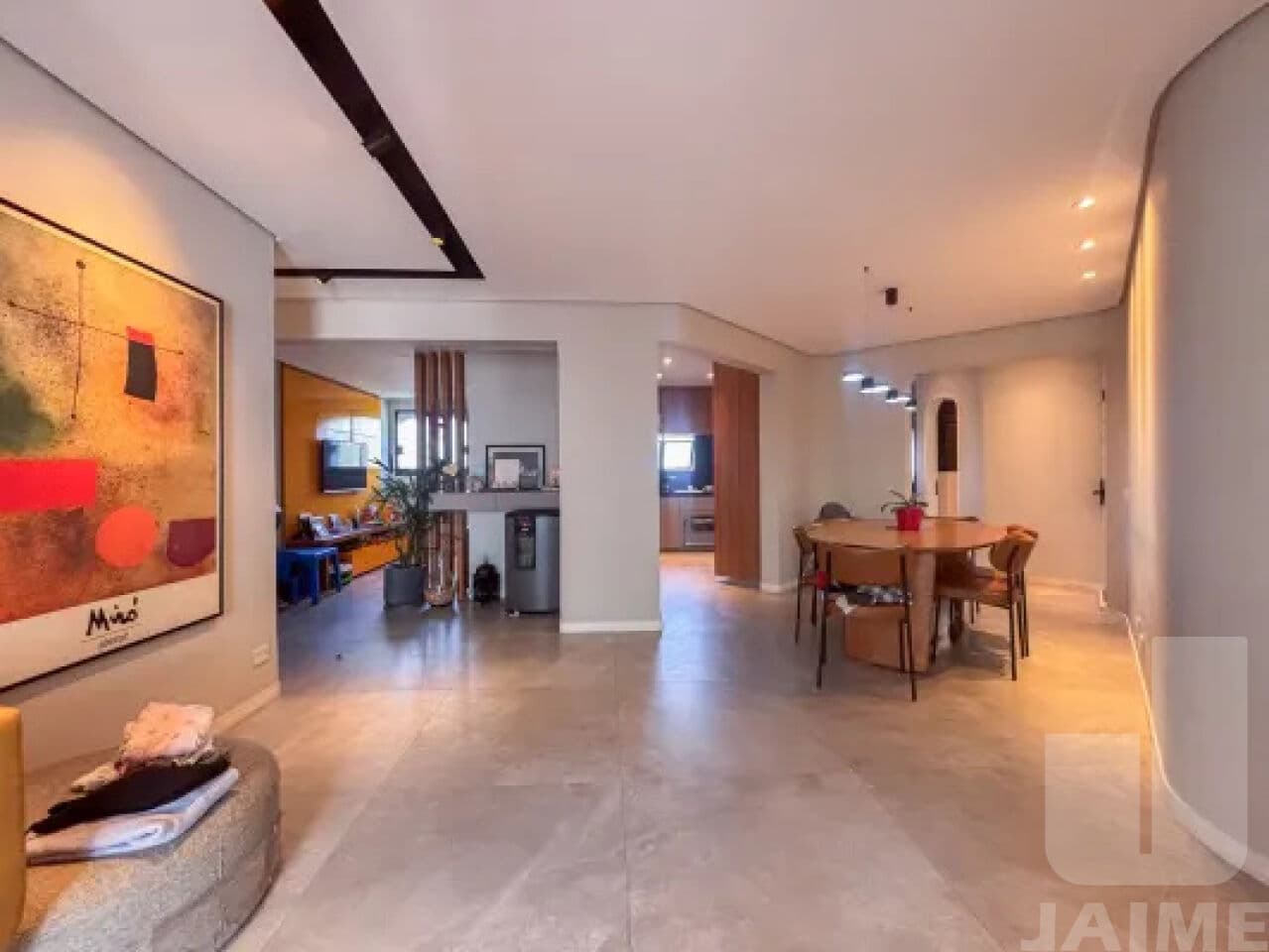 Apartamento de 3 dormitórios na R Itacolomi — Higienópolis, São Paulo