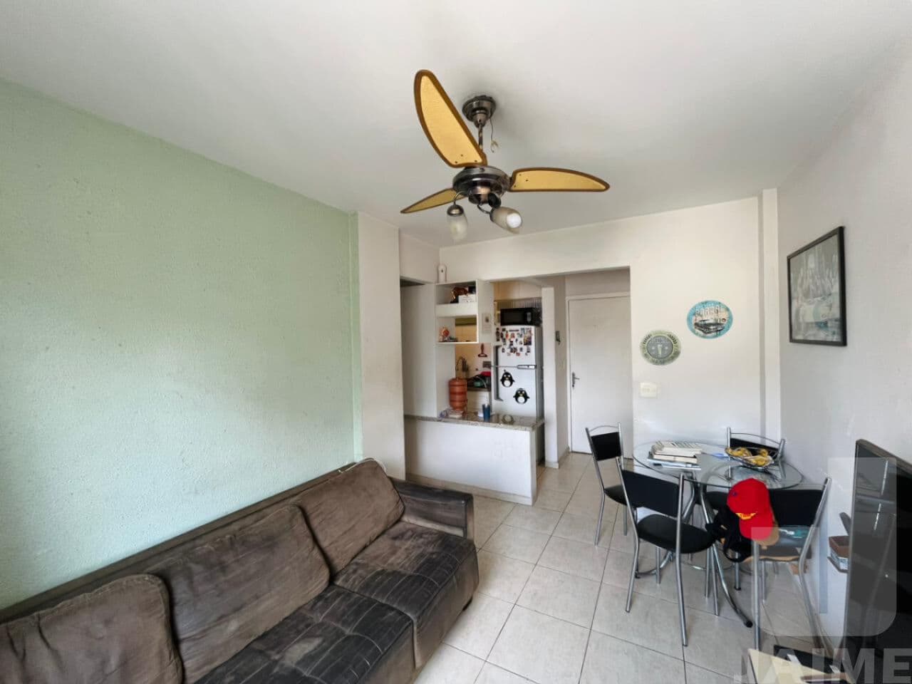 Apartamento de 2 dormitórios na AV Nove de Julho — Bela Vista, São Paulo