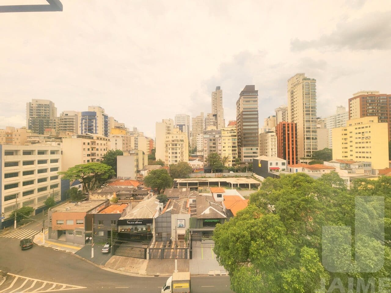 Comercial na AV Pacaembu — Pacaembu, São Paulo - foto 3