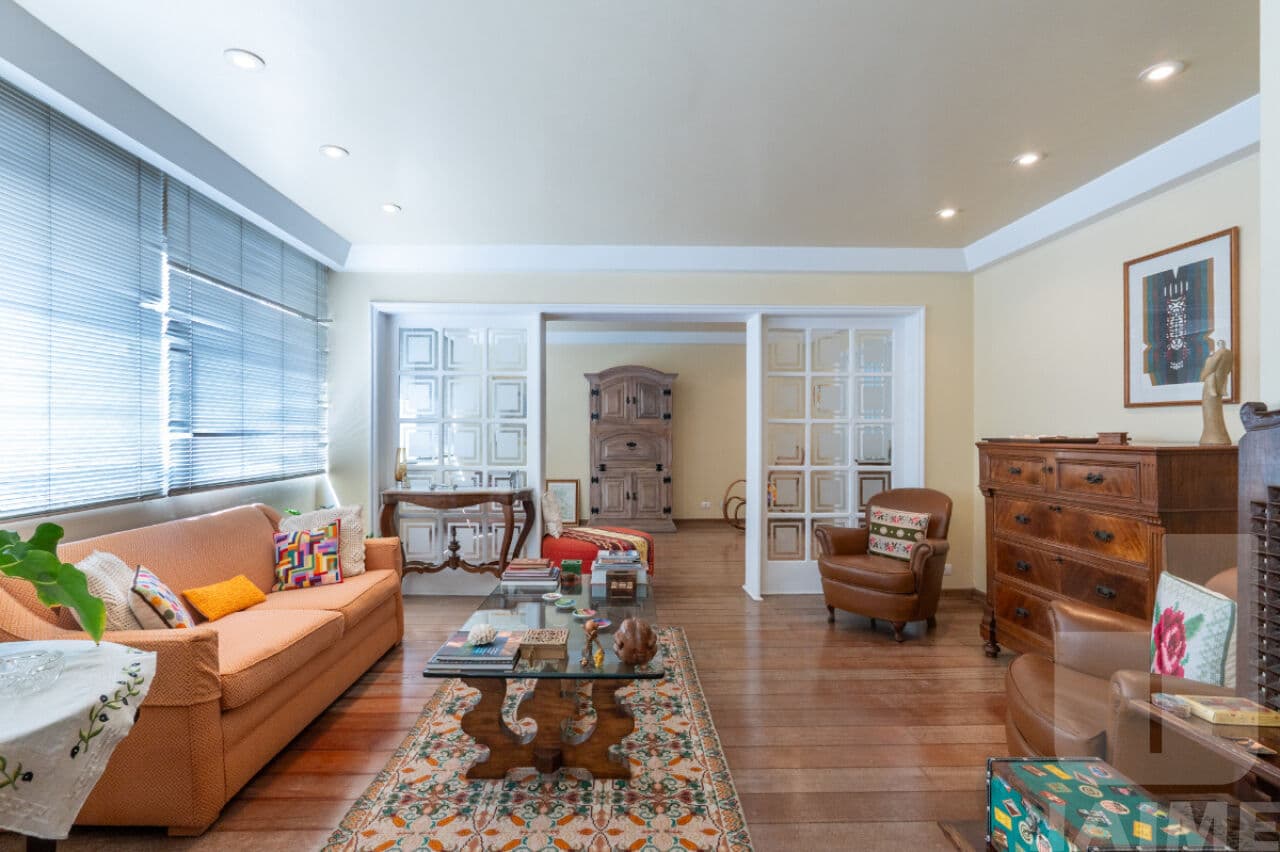 Apartamento de 4 dormitórios na R OSCAR FREIRE — Pinheiros, São Paulo - foto 2