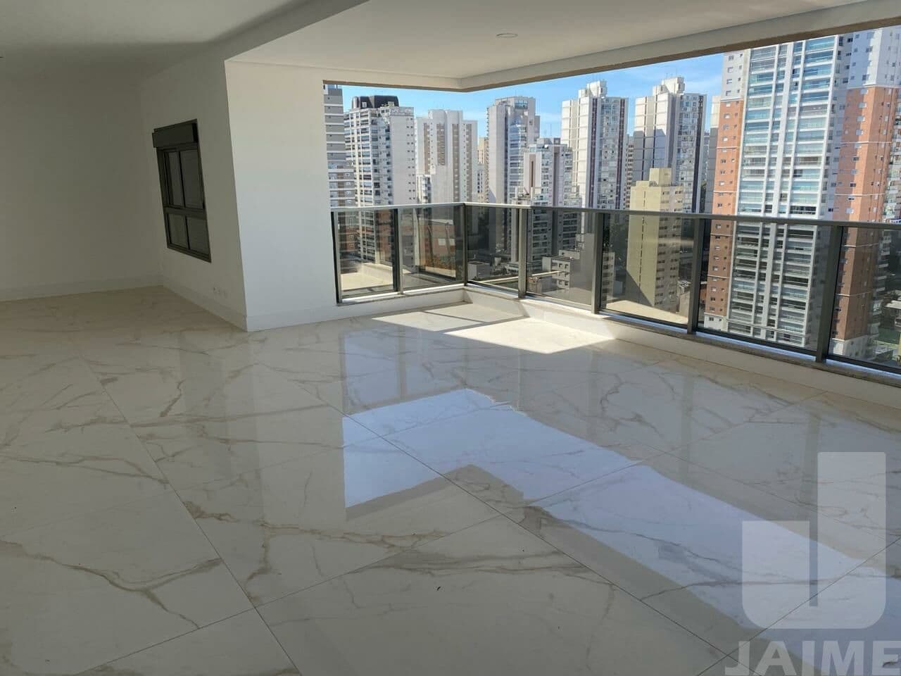 Apartamento de 4 dormitórios na R Campevas — Perdizes, São Paulo - foto 2