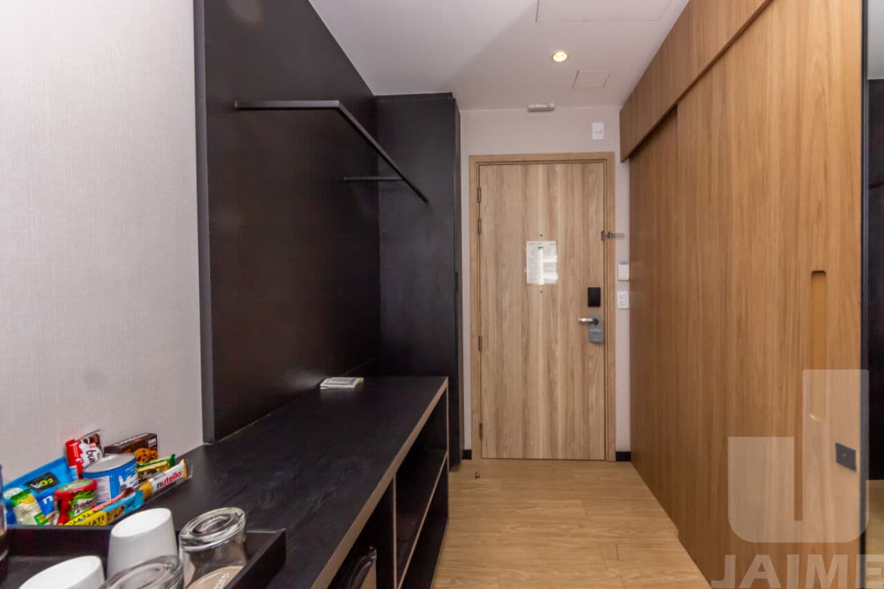 Apartamento de 1 dormitório na R Alves Guimarães — Pinheiros, São Paulo - foto 2