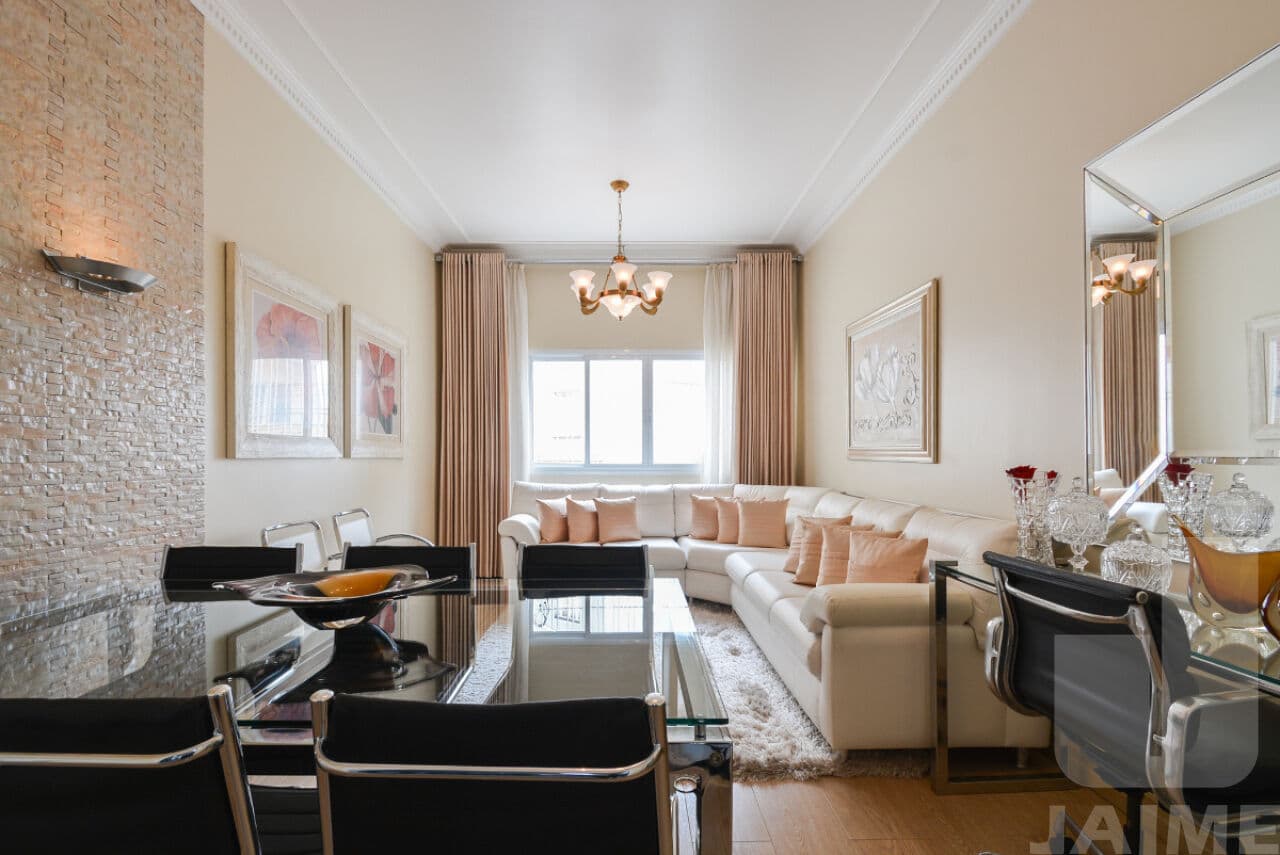 Apartamento de 2 dormitórios na R Sílvia — Bela Vista, São Paulo