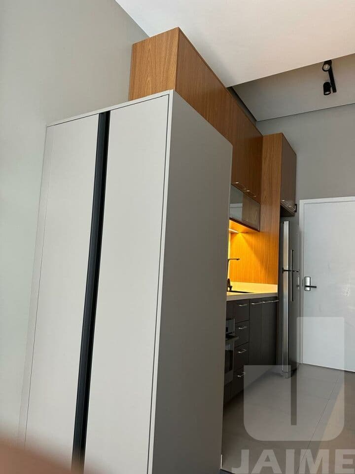 Apartamento de 1 dormitório na R Oscar Freire — Pinheiros, São Paulo