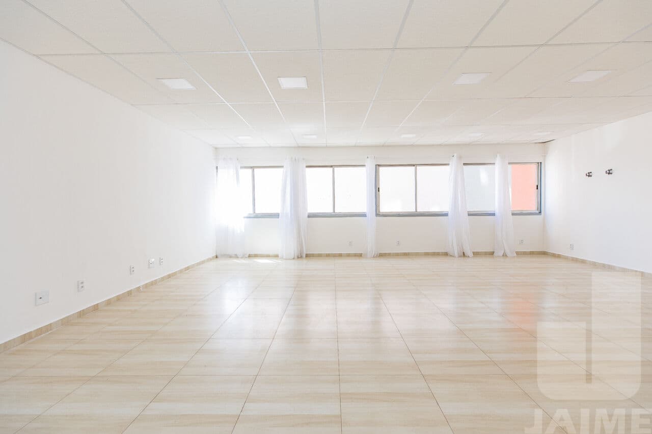 Comercial na AV Paulista — Bela Vista, São Paulo