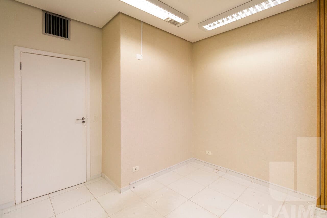 Comercial na R MATO GROSSO — Higienópolis, São Paulo - foto 4