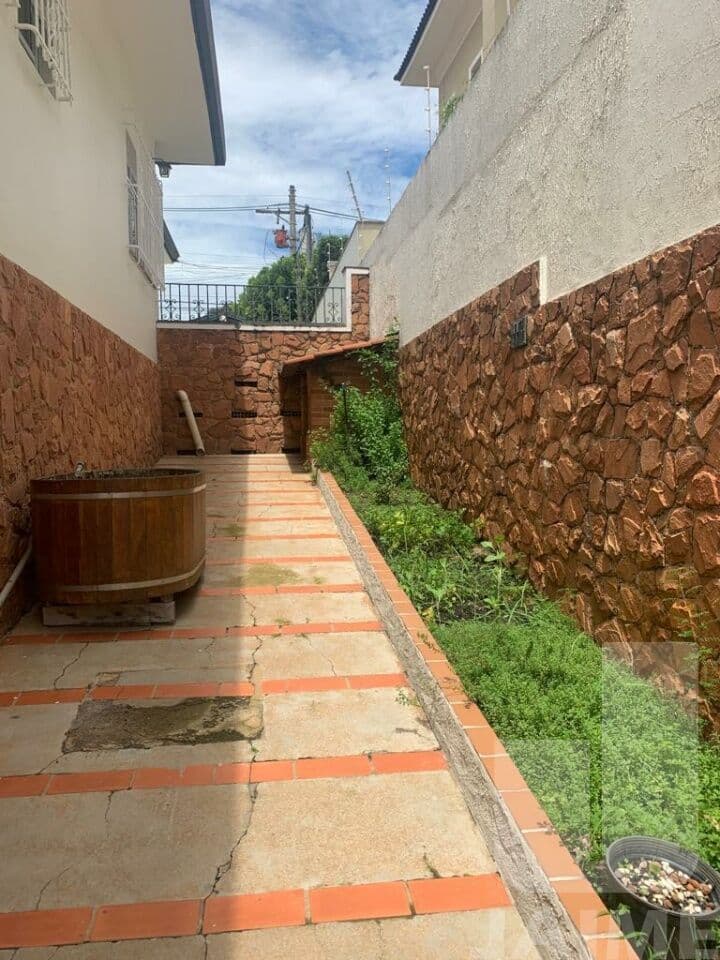 Casa de 4 dormitórios na R Duarte da Costa — Alto da Lapa, São Paulo - foto 2