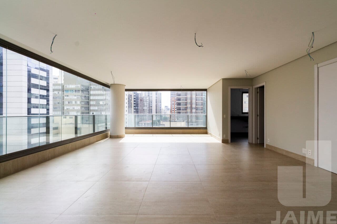 Apartamento de 4 dormitórios na R Afonso Braz — Vila Nova Conceição, São Paulo - foto 4