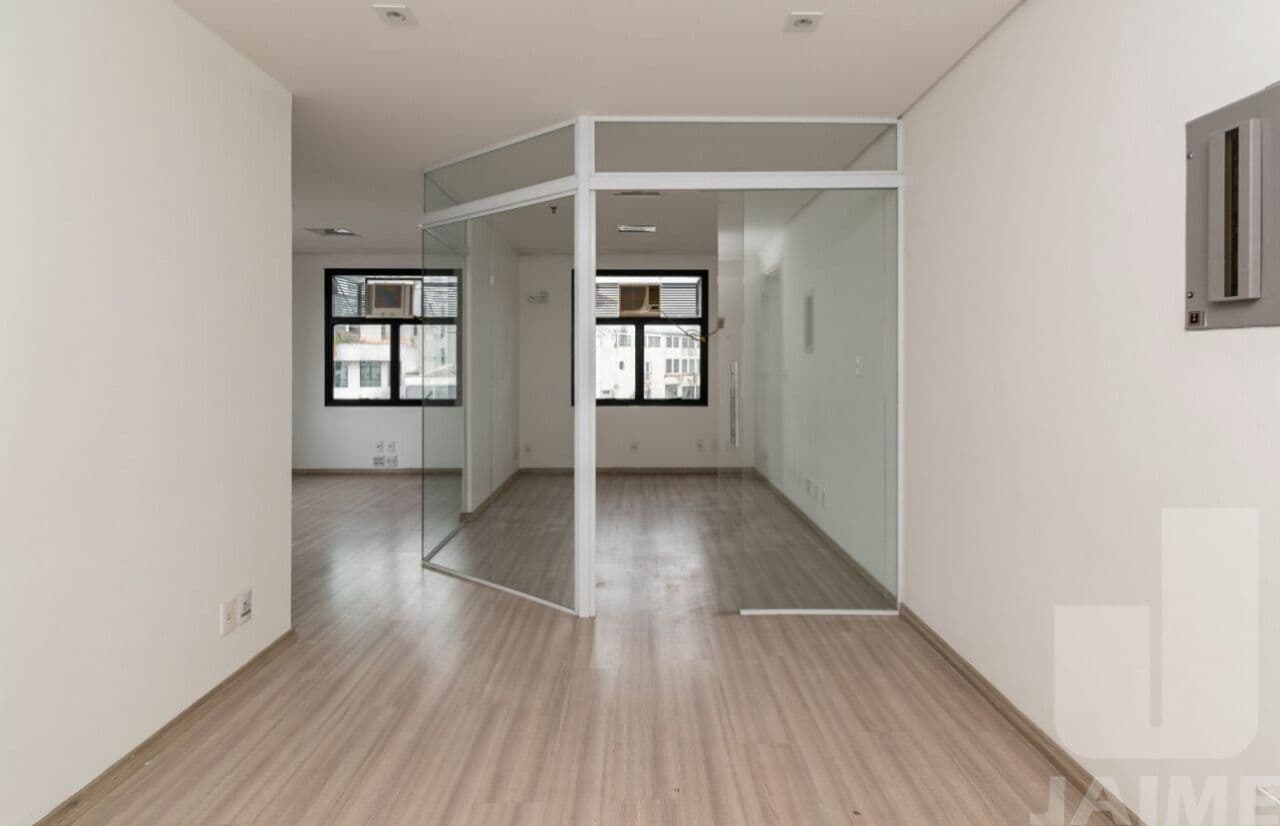 Comercial na R Maestro Cardim — Liberdade, São Paulo - foto 2
