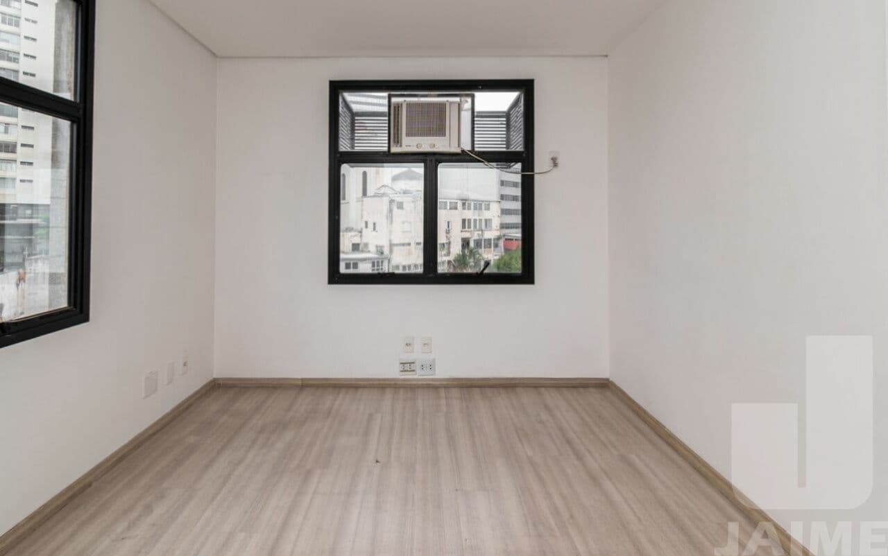 Comercial na R Maestro Cardim — Liberdade, São Paulo - foto 3