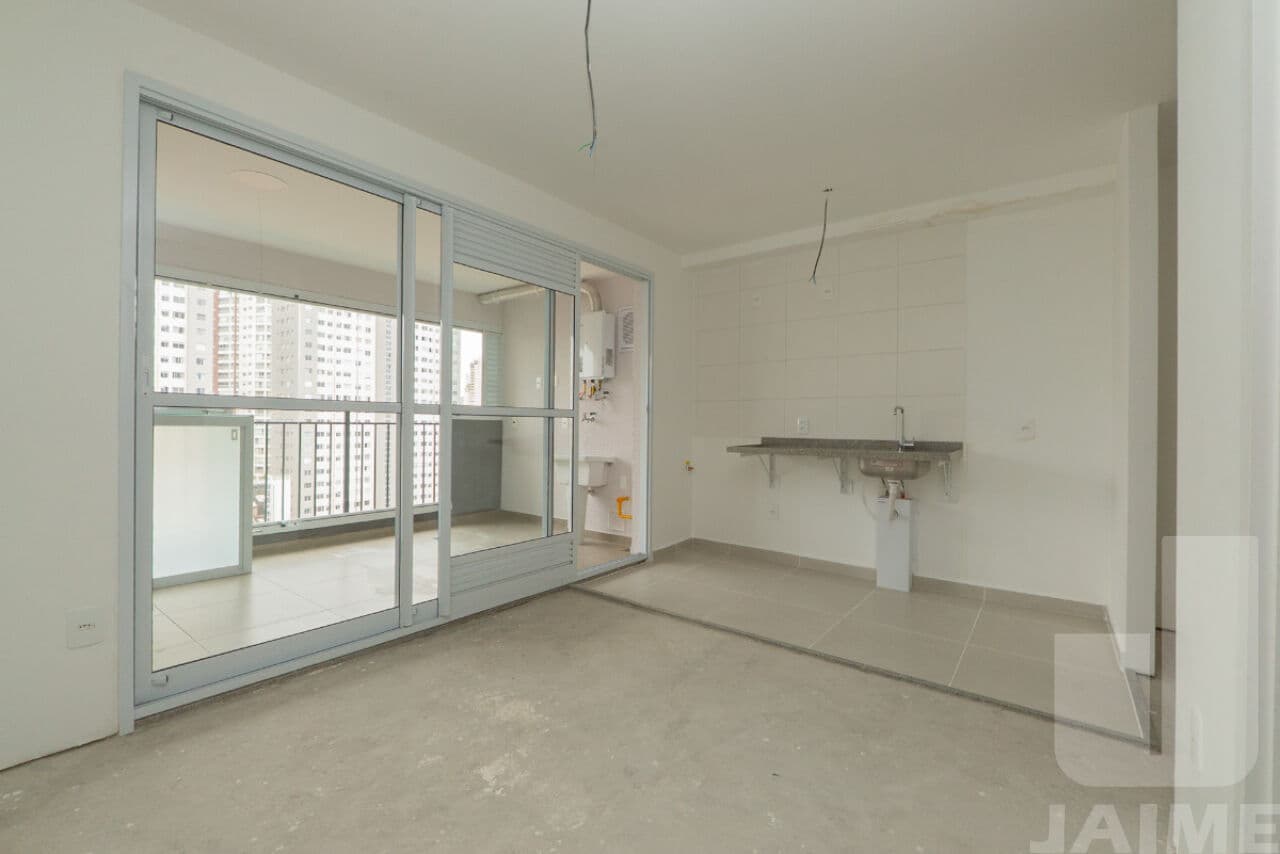 Apartamento de 2 dormitórios na R Do Bosque — Barra Funda, São Paulo