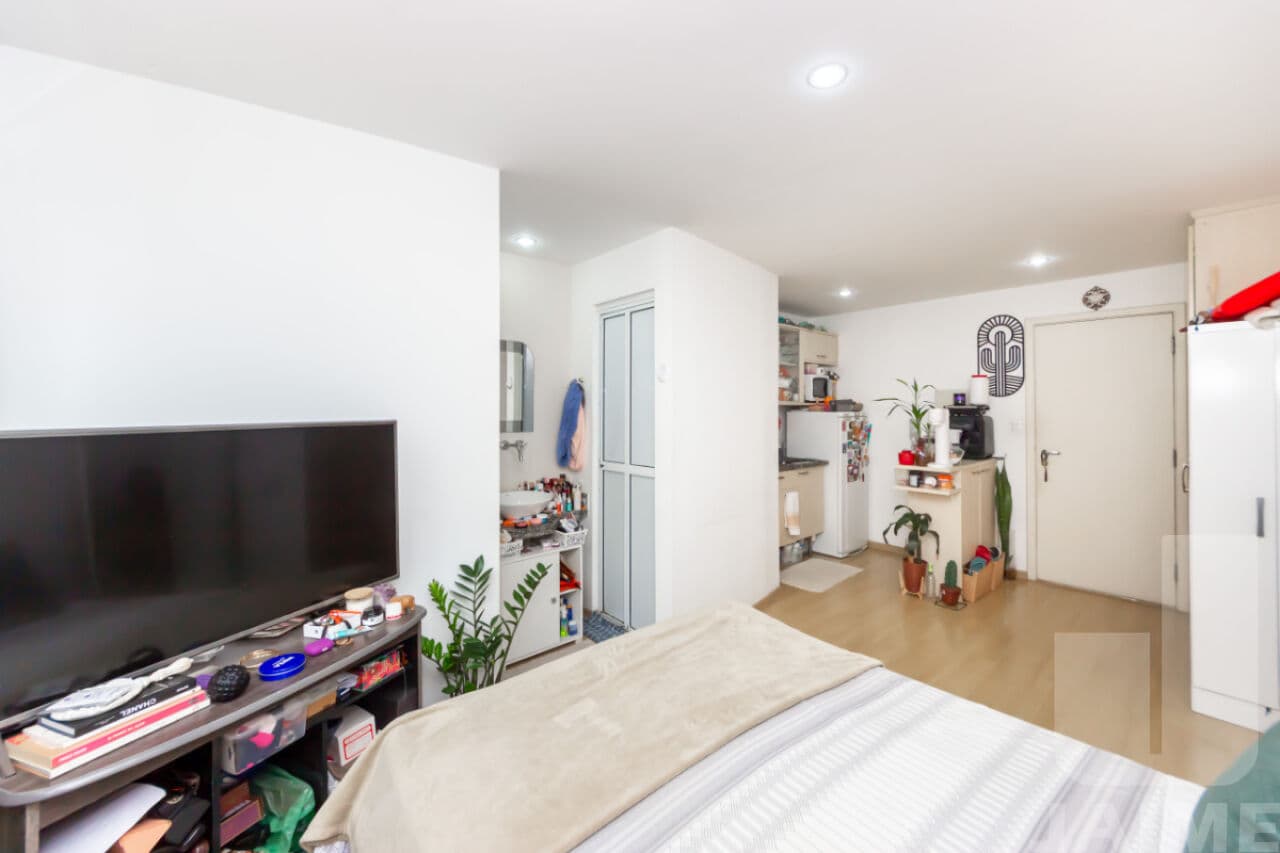 Apartamento de 1 dormitório na R BELA CINTRA — Consolação, São Paulo