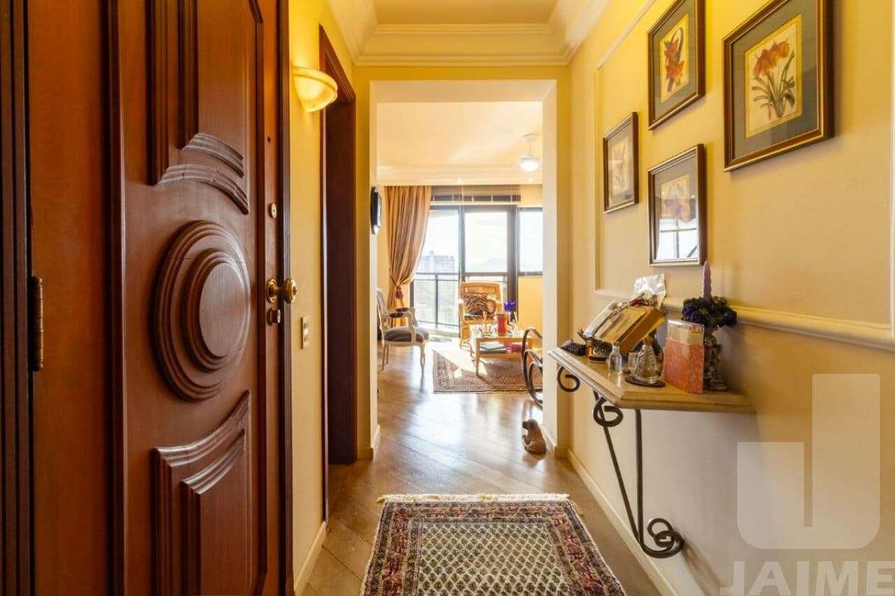 Apartamento de 4 dormitórios na R APINAJÉS — Perdizes, São Paulo