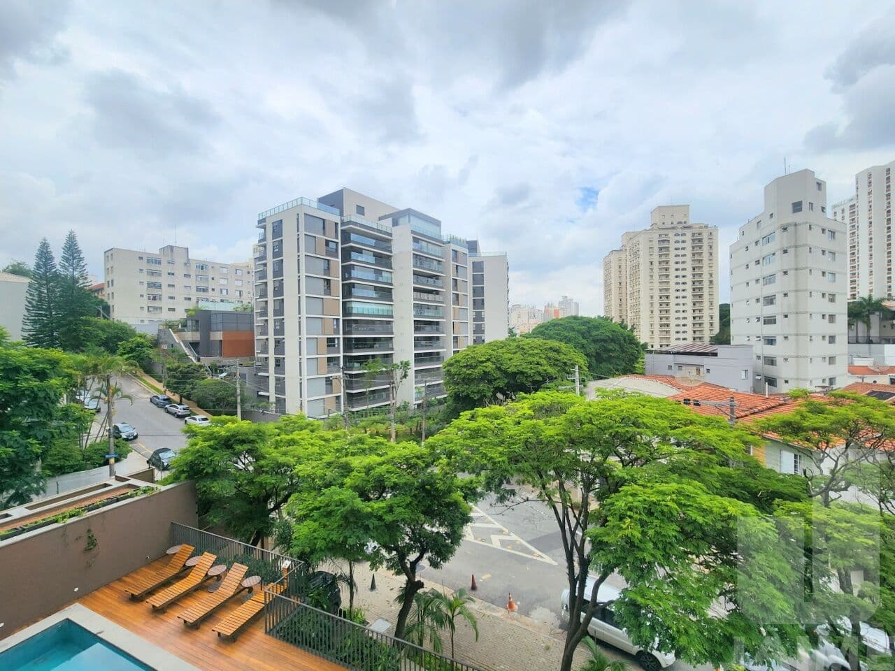 Apartamento de 3 dormitórios na R Urbanizadora — Sumaré, São Paulo - foto 4