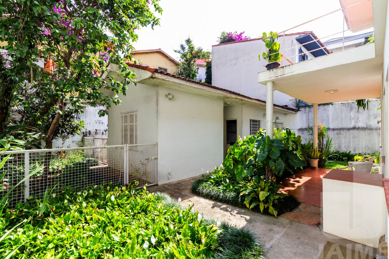 Casa de 4 dormitórios na R Flávio Queirós Morais — Pacaembu, São Paulo - foto 5