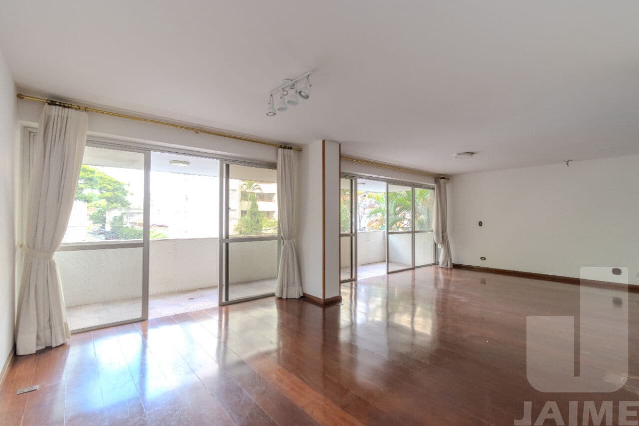 Apartamento em Aclimação