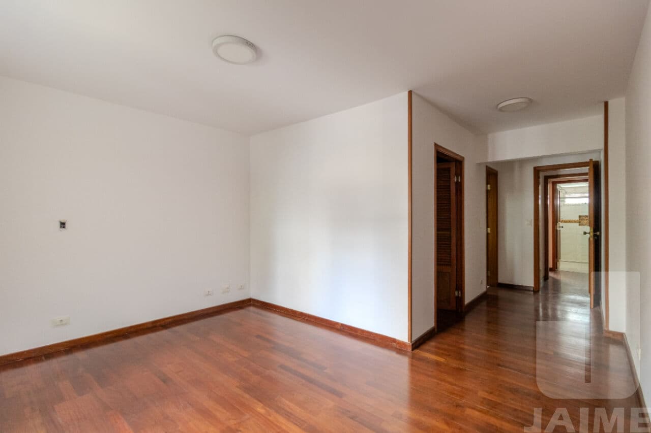 Apartamento de 3 dormitórios na R Castro Alves — Aclimação, São Paulo - foto 4